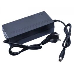 Încărcător Li-ion 36V 2A pentru Trotineta Electrica